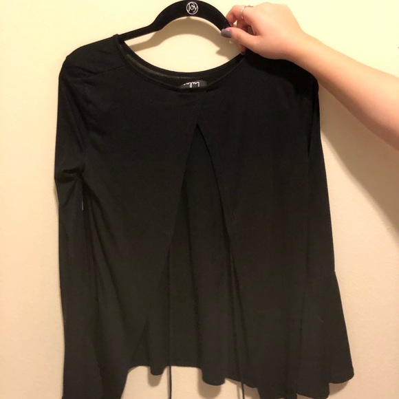 open back long sleeve shirt - Picture 2 of 2